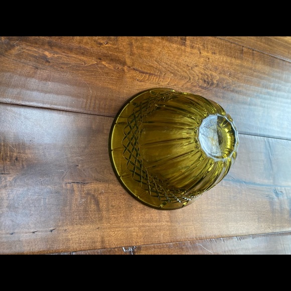 Marquis by Waterford Shelton 8” Bowl. Rare color. - Picture 8 of 14